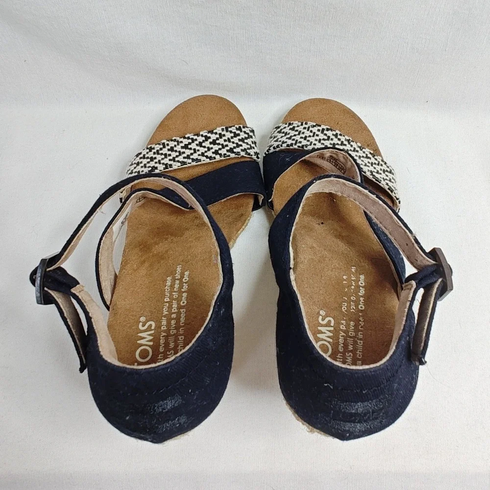TOMS Womens Rope Clarissa Wedge Shoe  Black White Natural Sandal Espadrilles 5.5